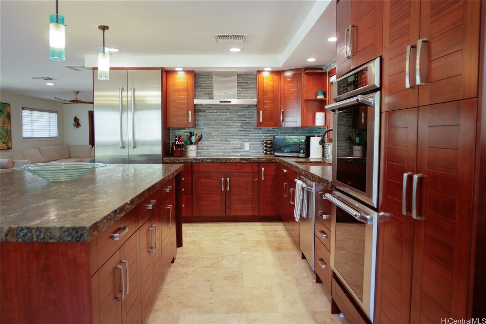 19 Alala Road, Unit 2 Kailua, HI 96734 - Photo 4 of 23