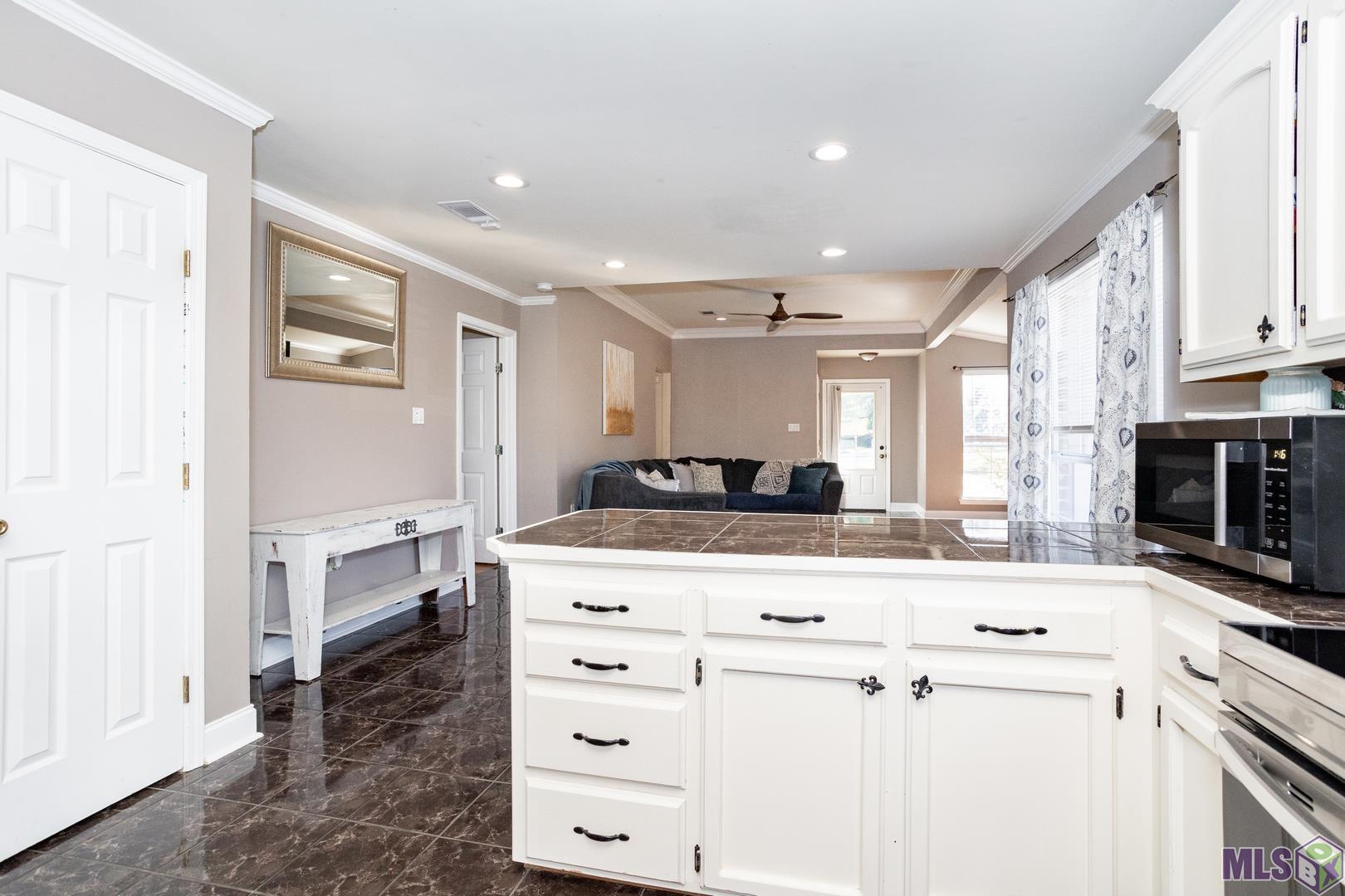 36081 Fore Road Denham Springs, LA 70706 - Photo 11 of 25