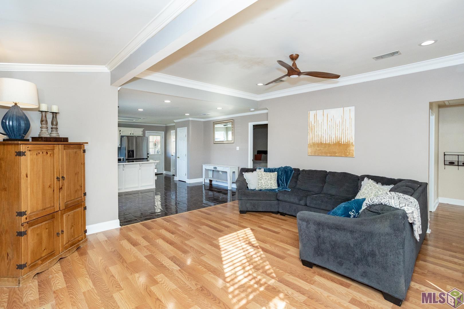 36081 Fore Road Denham Springs, LA 70706 - Photo 5 of 25