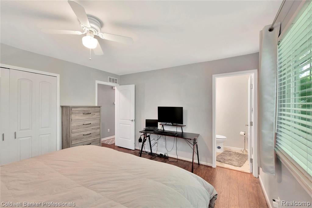 2950 Simpson Drive Rochester Hills, MI 48309 - Photo 14 of 21