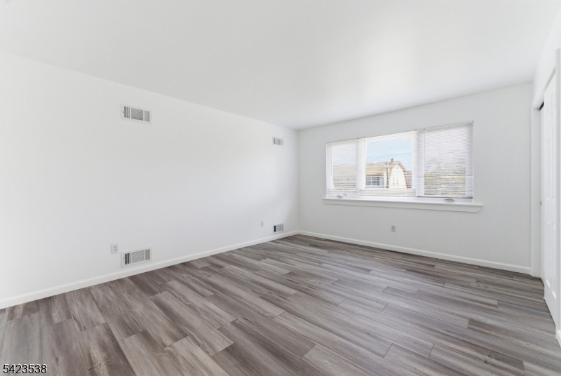 23 Renaissance Drive, Unit 2 Clifton, NJ 07013 - Photo 11 of 15