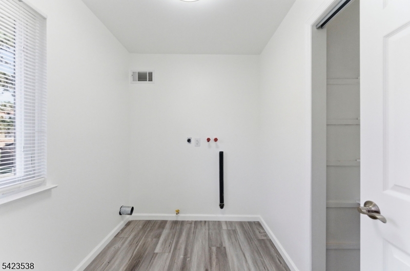 23 Renaissance Drive, Unit 2 Clifton, NJ 07013 - Photo 6 of 15