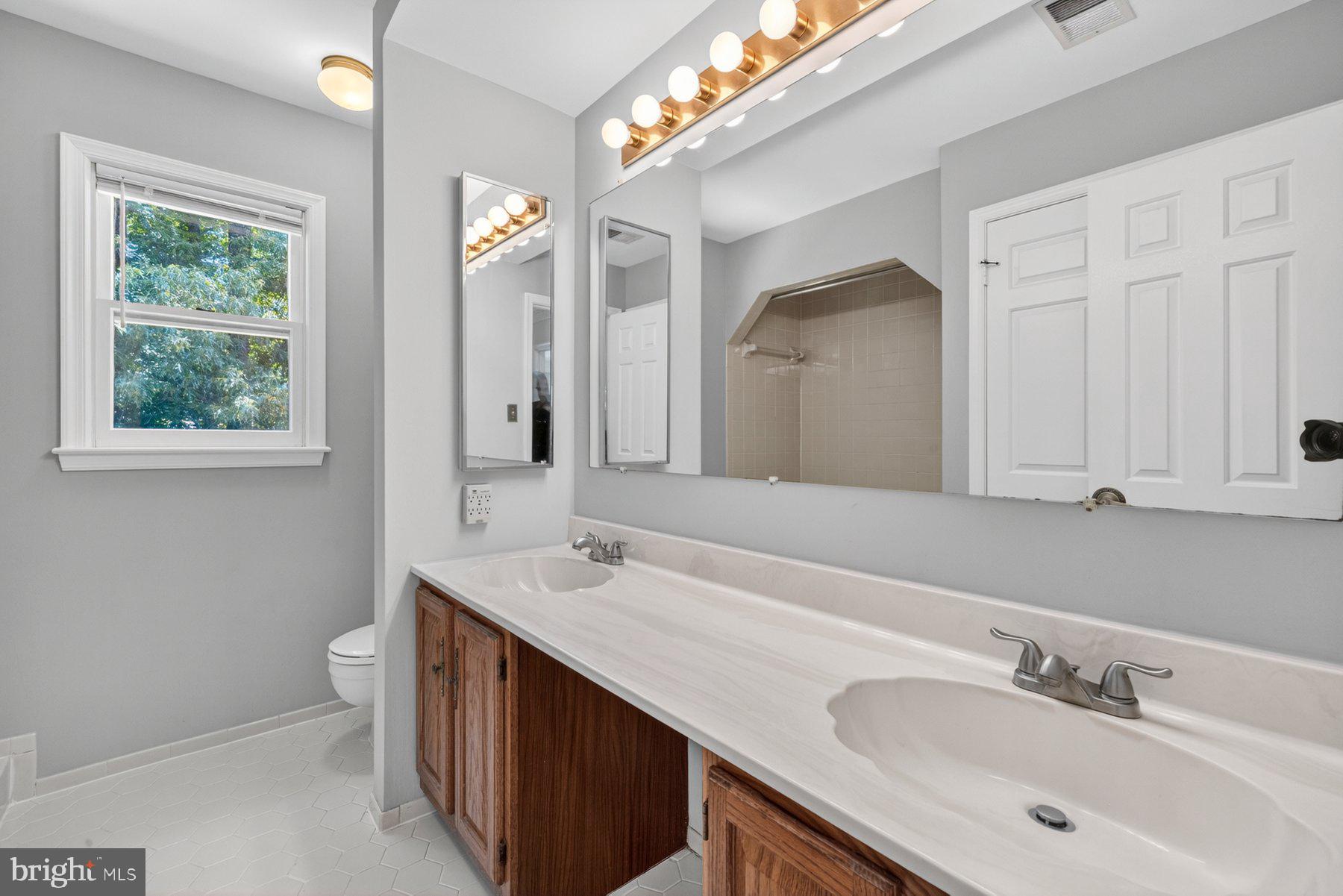 15001 Notley Road Silver Spring, MD 20905 - Photo 31 of 55