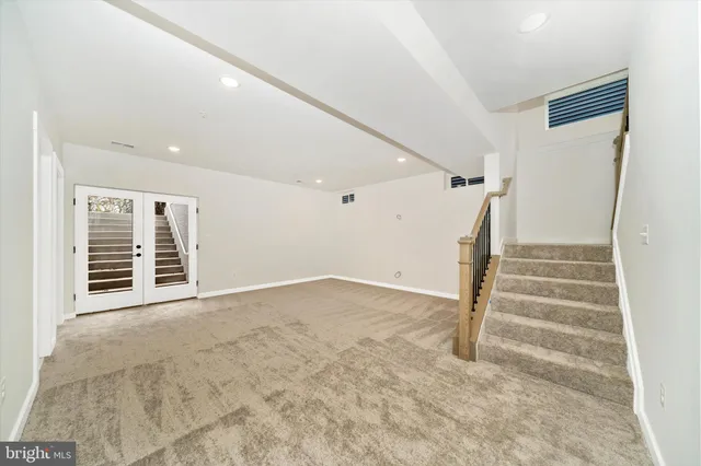a view of a house with backyard and porch