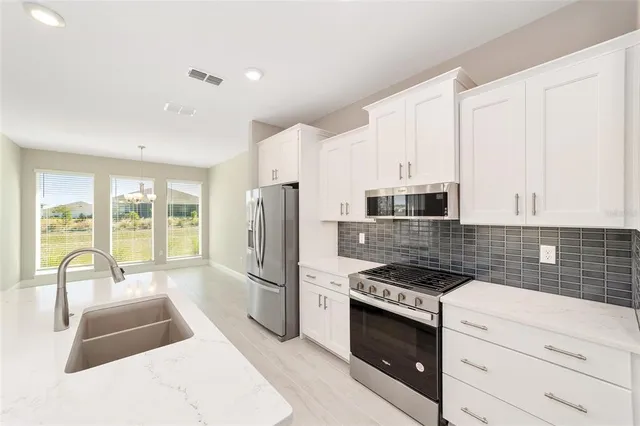 $356,000 | 10002 Southwest 106th Circle, Ocala, FL 34481