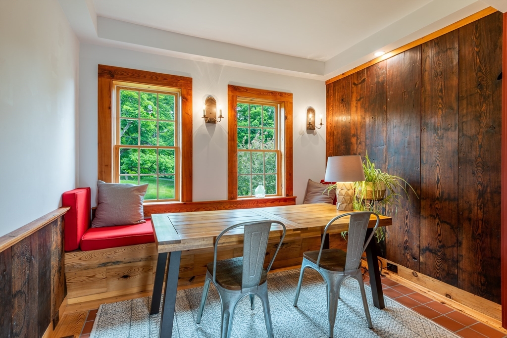1450 South East Street Amherst, MA 01002 - Photo 6 of 40
