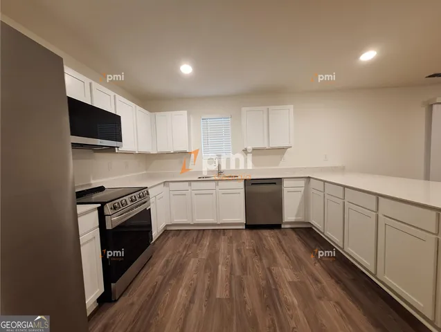 $2,275 | 516 Liberty Hall Drive, Bonaire, GA 31005