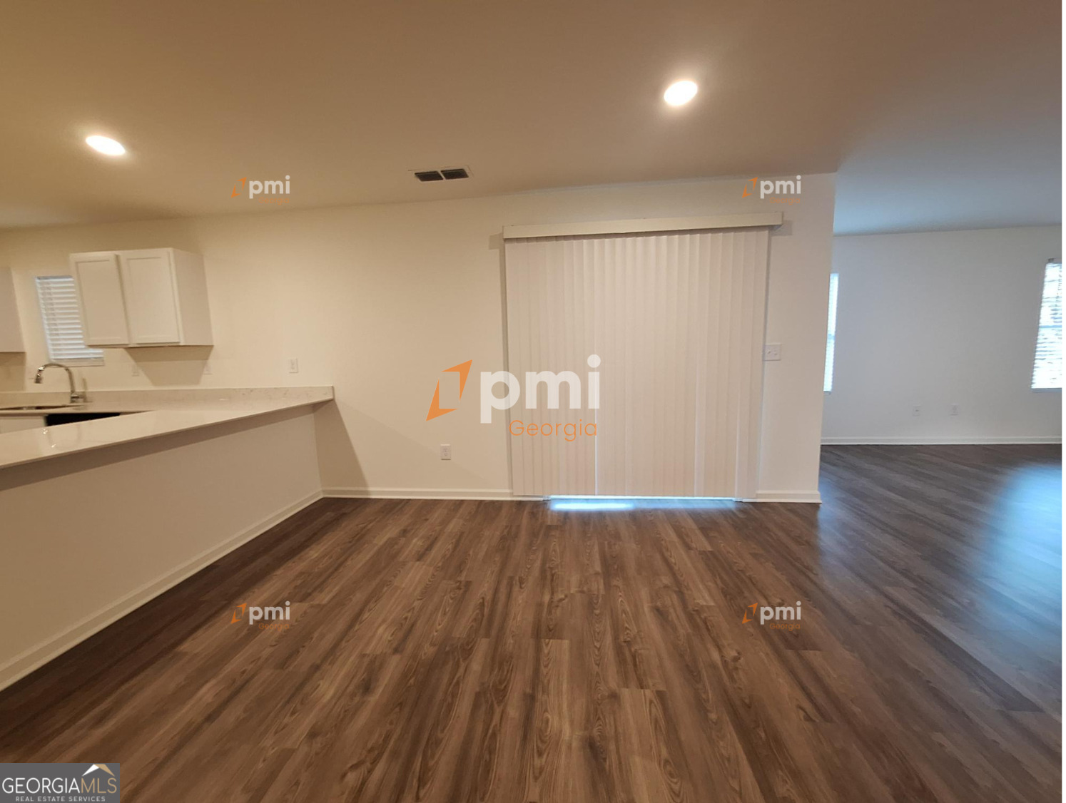 516 Liberty Hall Drive Bonaire, GA 31005 - Photo 5 of 19