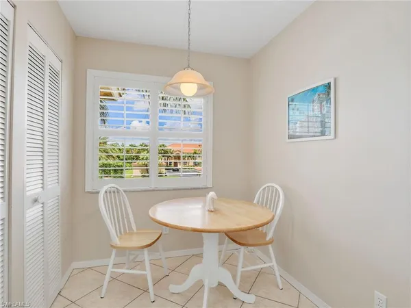 $2,200 | 2408 Millcreek Lane, Unit 202, Naples, FL 34119