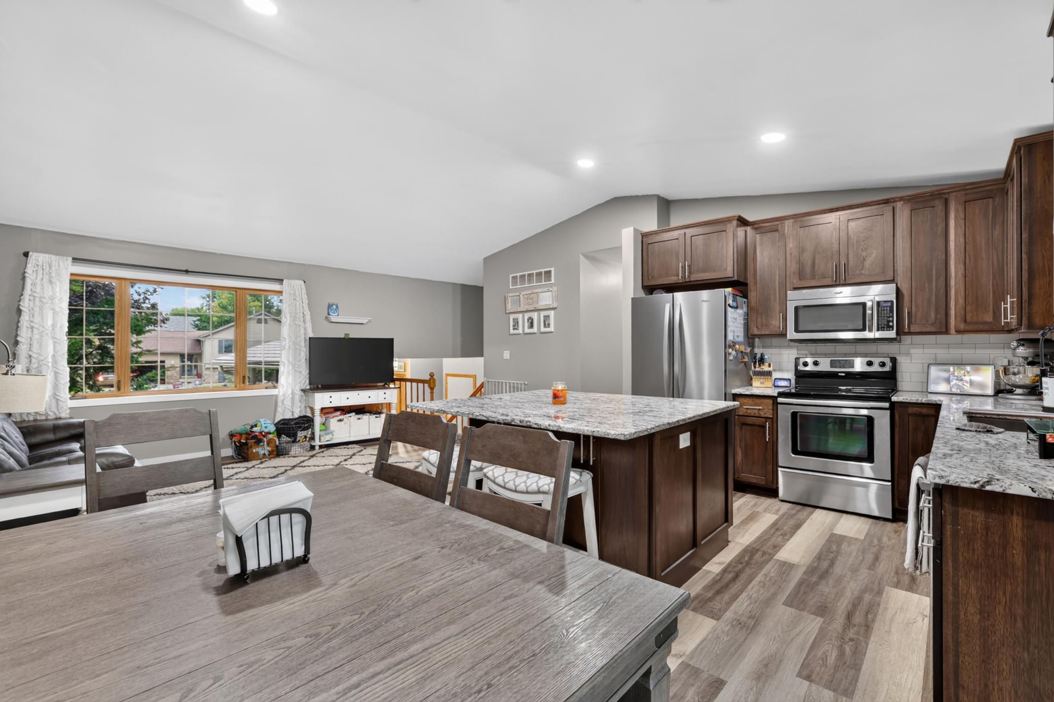 4340 57th Street Northwest Rochester, MN 55901 - Photo 9 of 54 Gallery Image 9