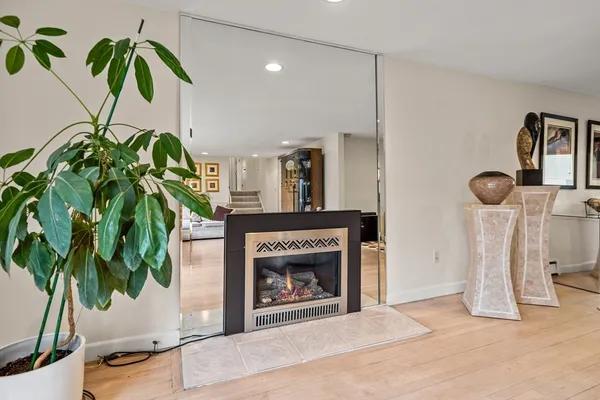 $899,000 | 8 Summit View Drive, Swampscott, MA 01907