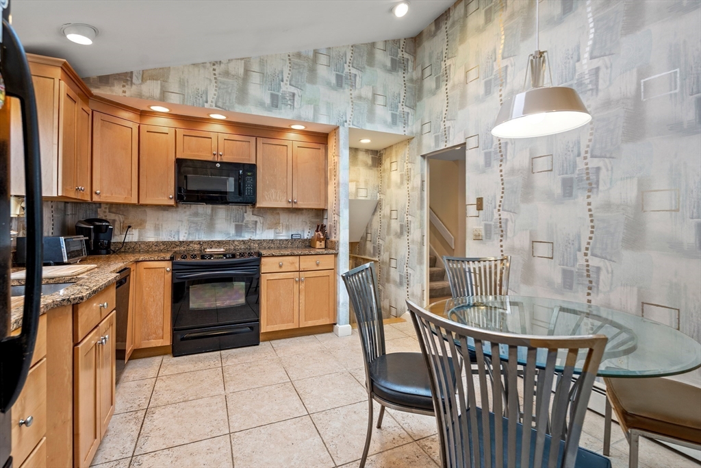 8 Summit View Drive Swampscott, MA 01907 - Photo 15 of 37