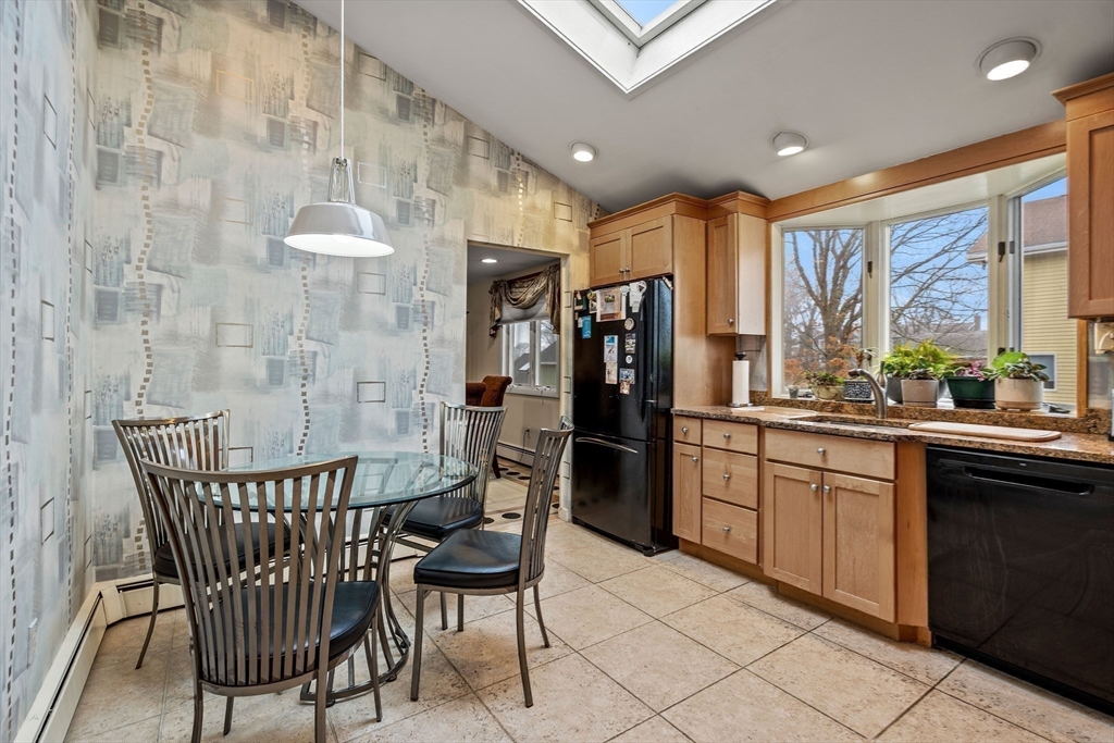 8 Summit View Drive Swampscott, MA 01907 - Photo 16 of 37