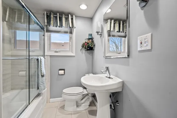 $899,000 | 8 Summit View Drive, Swampscott, MA 01907