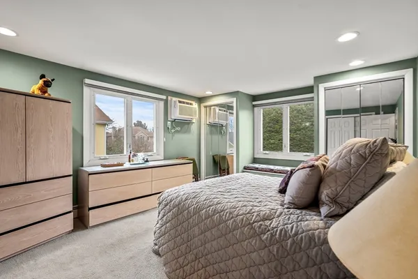 $899,000 | 8 Summit View Drive, Swampscott, MA 01907