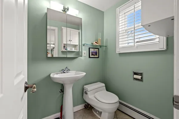 $899,000 | 8 Summit View Drive, Swampscott, MA 01907