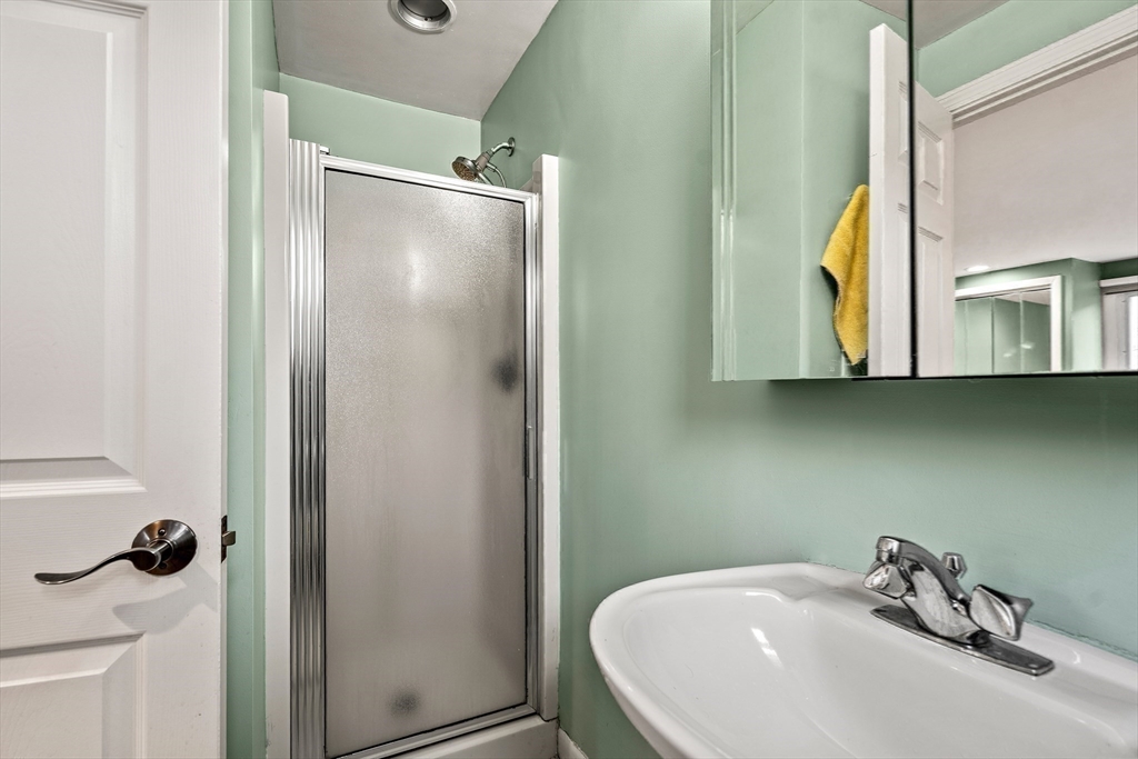 8 Summit View Drive Swampscott, MA 01907 - Photo 26 of 37