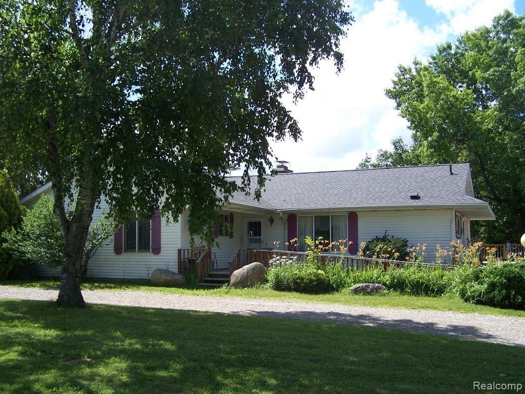 10150 Clyde Road Fenton, MI 48430 - Photo 2 of 11 Clyde 10150 - Welcome to.jpg
