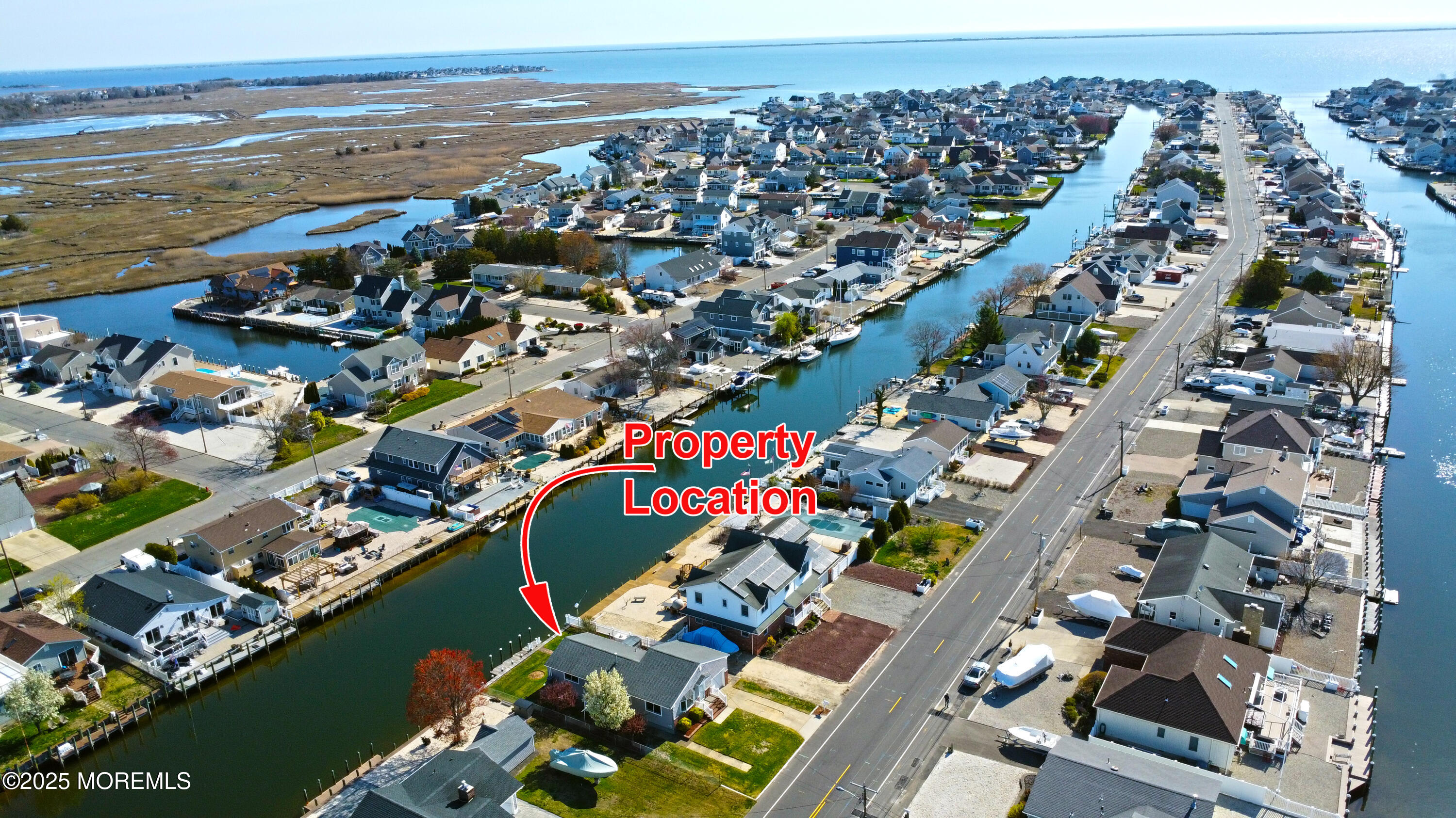 922 Capstan Drive Forked River, NJ 08731 - Photo 21 of 26 an aerial view of city and lake