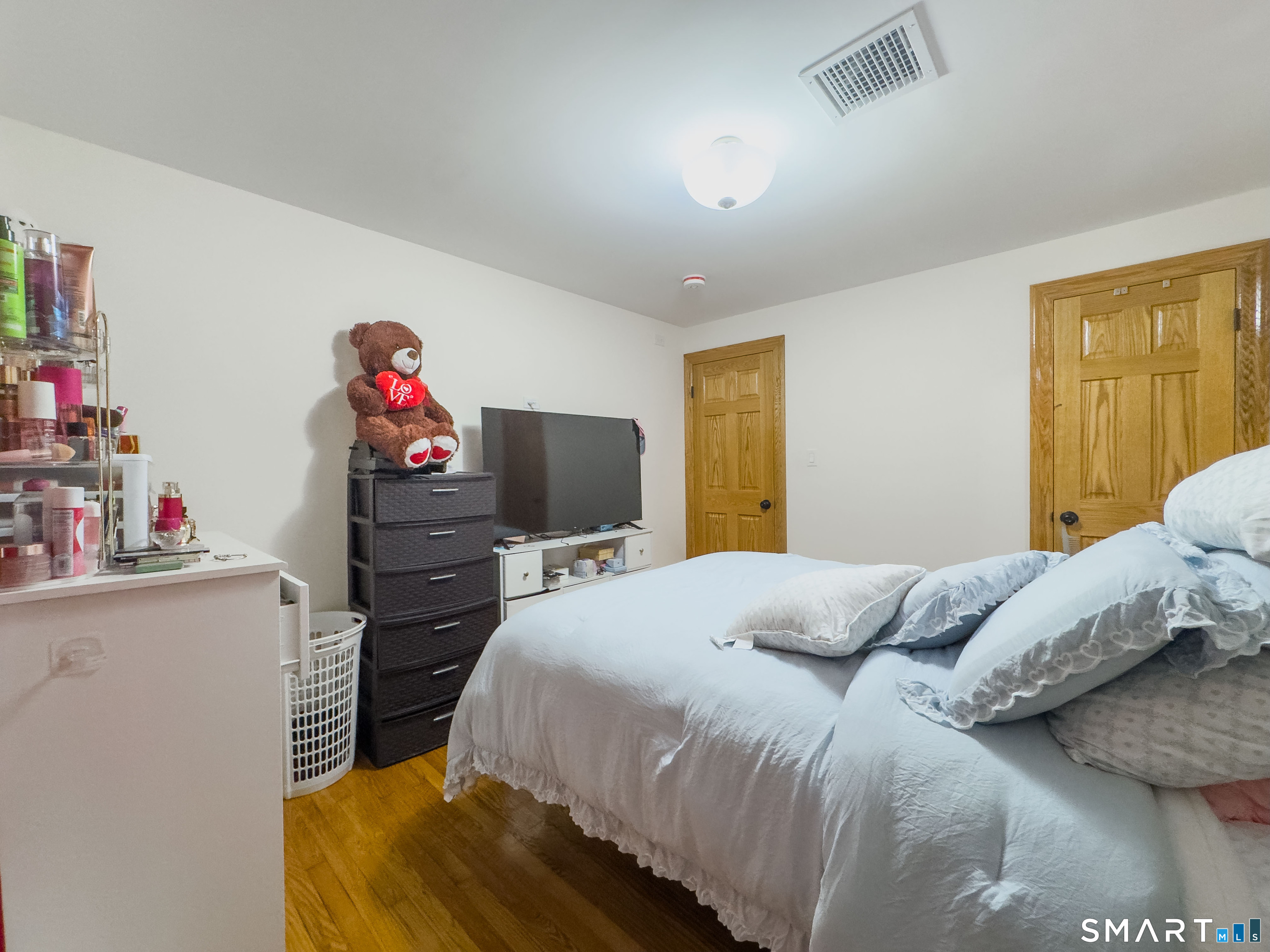 90 Seymour Street Waterbury, CT 06708 - Photo 15 of 28