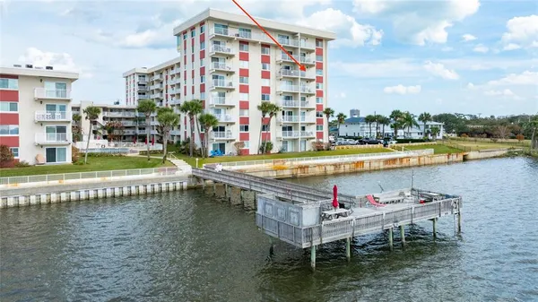 $239,750 | 2711 North Halifax Avenue, Unit 695, Daytona Beach, FL 32118