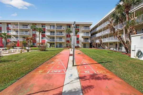 $239,750 | 2711 North Halifax Avenue, Unit 695, Daytona Beach, FL 32118