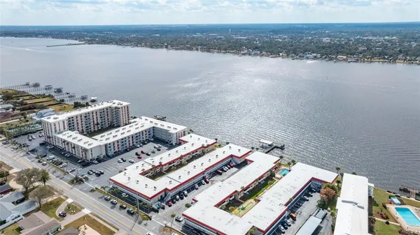 $239,750 | 2711 North Halifax Avenue, Unit 695, Daytona Beach, FL 32118
