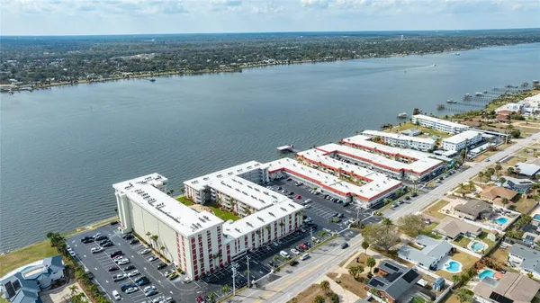 $239,750 | 2711 North Halifax Avenue, Unit 695, Daytona Beach, FL 32118