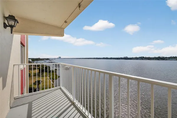 $239,750 | 2711 North Halifax Avenue, Unit 695, Daytona Beach, FL 32118