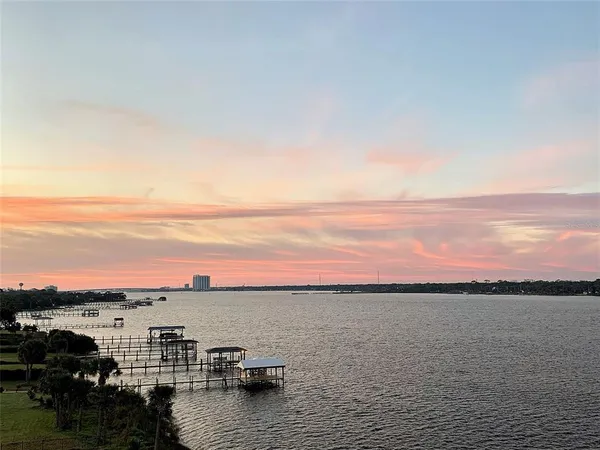 $239,750 | 2711 North Halifax Avenue, Unit 695, Daytona Beach, FL 32118