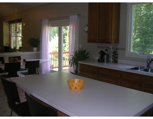 83 Hancock Road Franklin, MA 02038 - Photo 8 of 12 Gallery Image 8