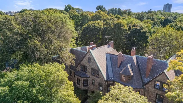 $2,995,000 | 236 Walnut Street, Brookline, MA 02445