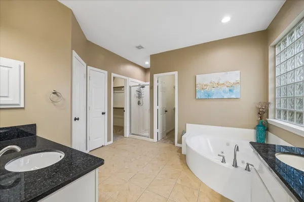 $589,000 | 5310 Summerland Ridge Court, Houston, TX 77041