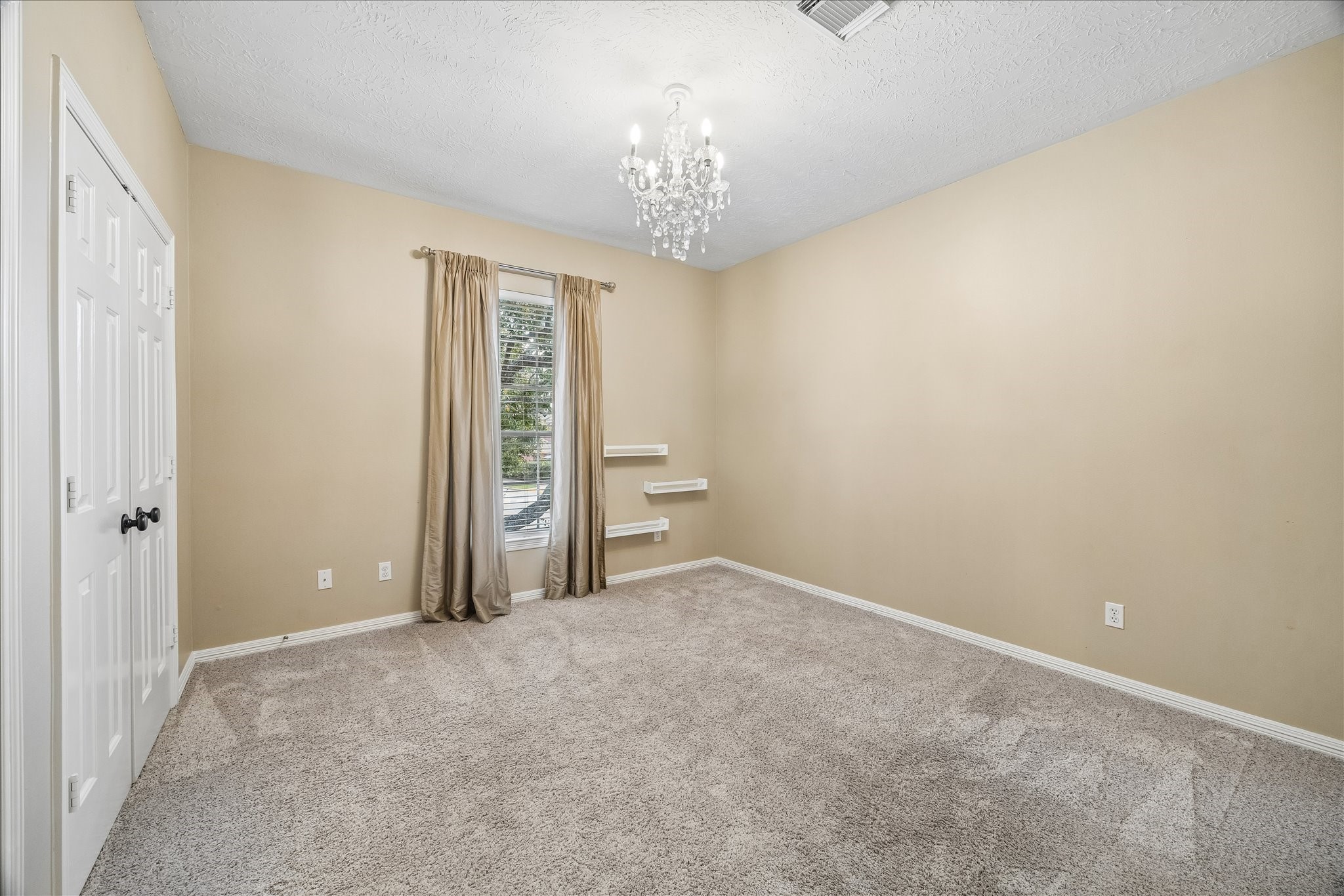 5310 Summerland Ridge Court Houston, TX 77041 - Photo 30 of 46 This bedroom is located on the second floor with plenty of natural light.