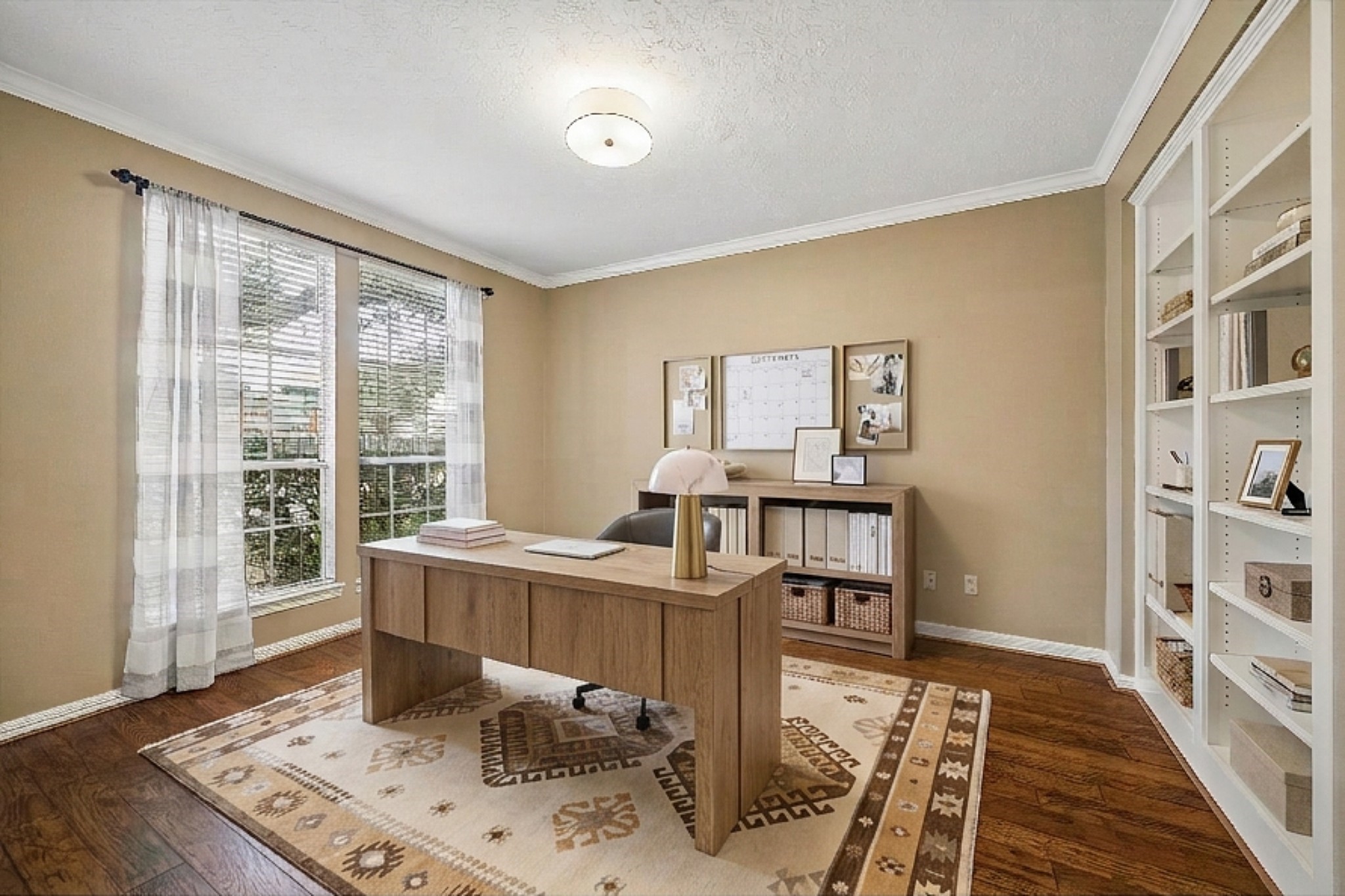 5310 Summerland Ridge Court Houston, TX 77041 - Photo 6 of 46 This is a digitally staged image.