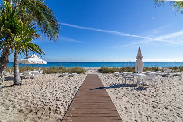 $15,000 | 170 North Ocean Boulevard, Unit 409, Palm Beach, FL 33480