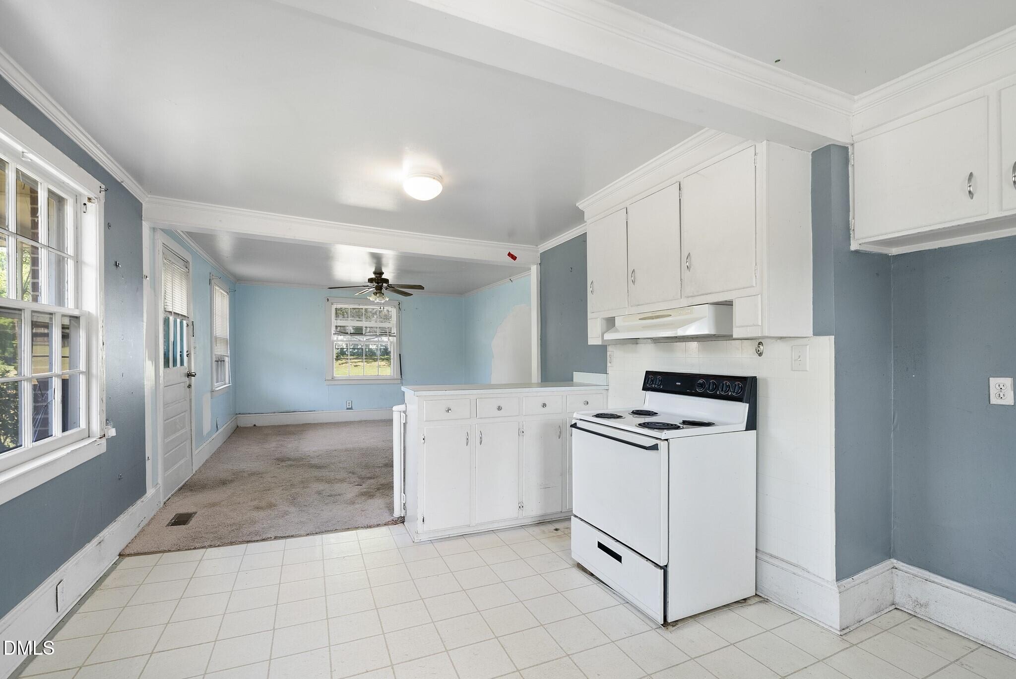 709 Wait Avenue Wake Forest, NC 27587 - Photo 5 of 40 005_DSC09663