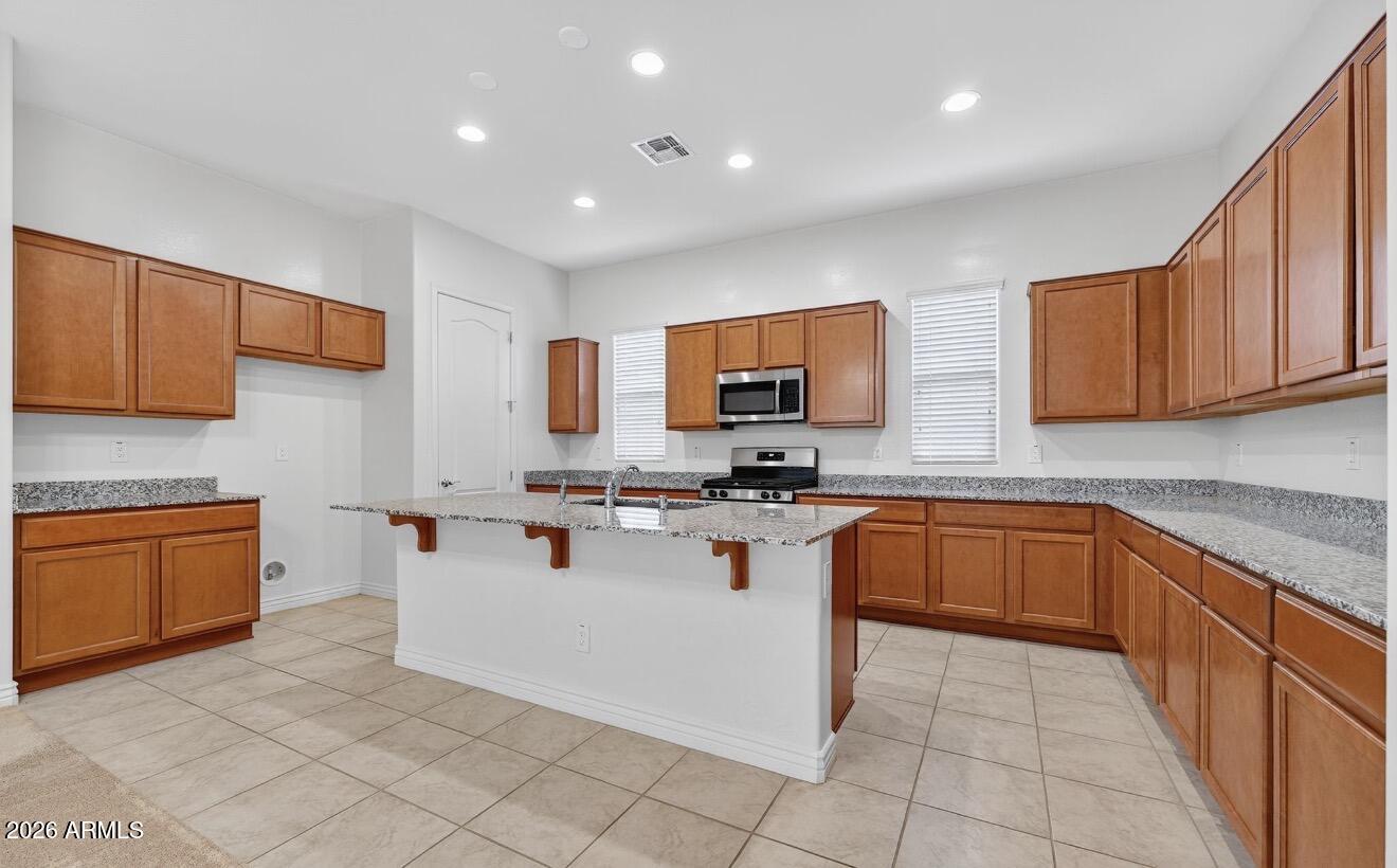 20840 East Reins Road Queen Creek, AZ 85142 - Photo 17 of 28 Kitchen