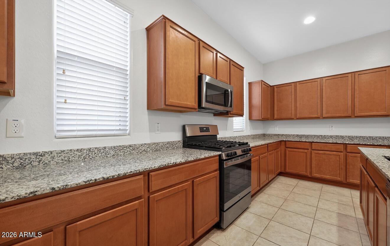 20840 East Reins Road Queen Creek, AZ 85142 - Photo 20 of 28 Kitchen