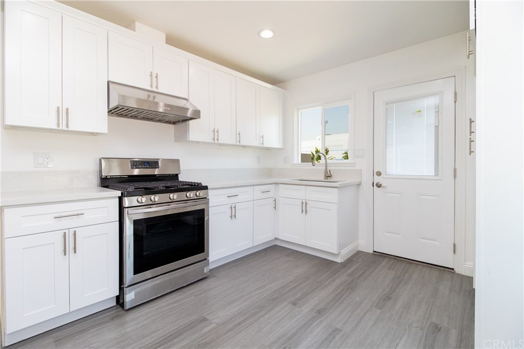 14643 Gridley Road Norwalk, CA 90650 - Photo 9 of 57 Gallery Image 9