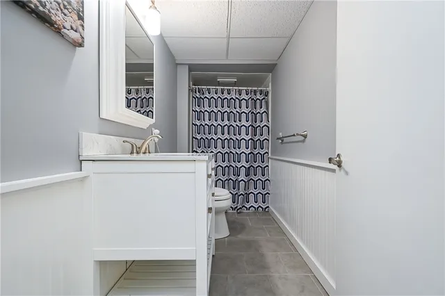 $599,900 | 325 Lake Drive, Glocester, RI 02814