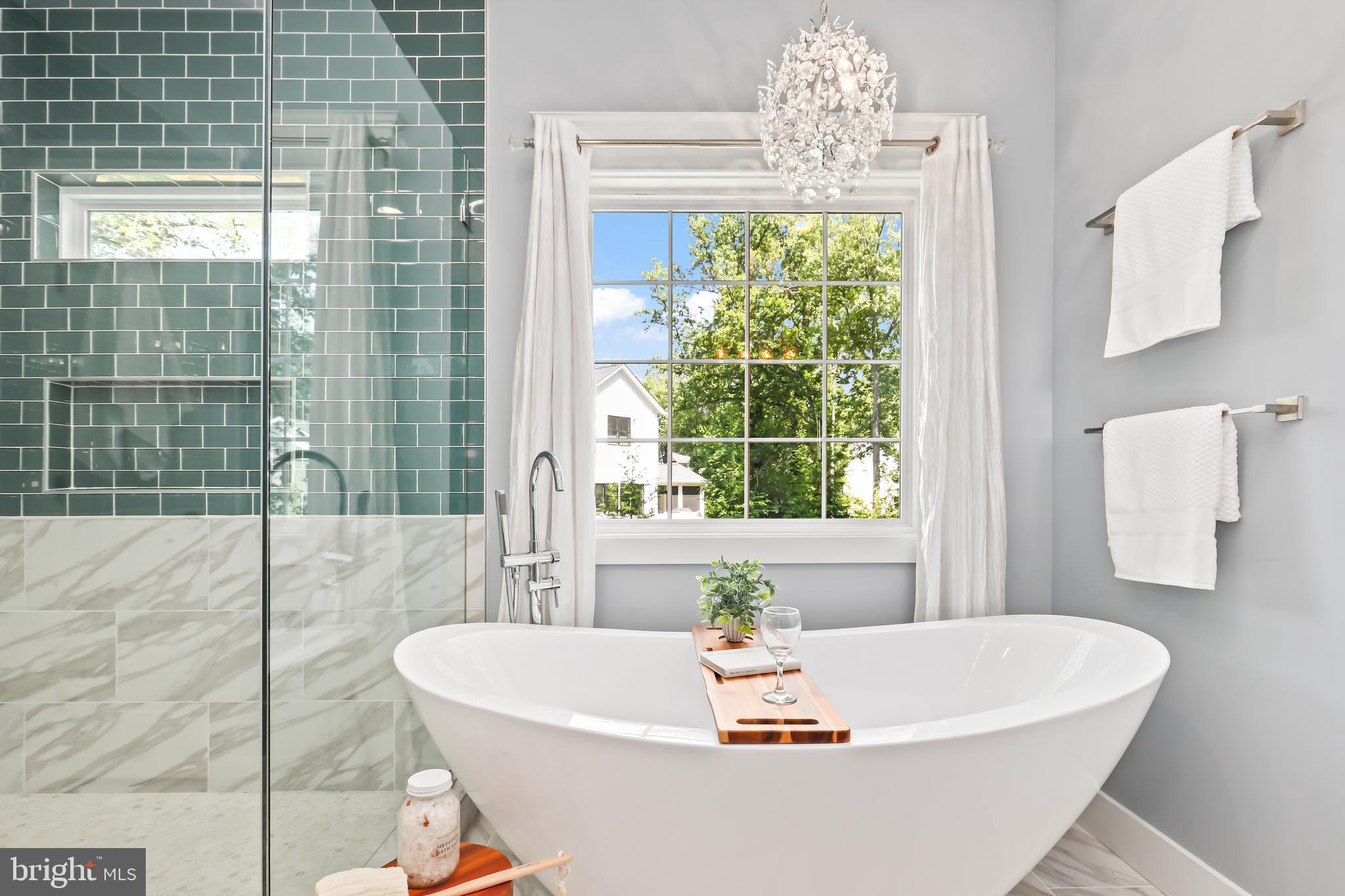 203 Tapawingo Road Southwest Vienna, VA 22180 - Photo 27 of 59