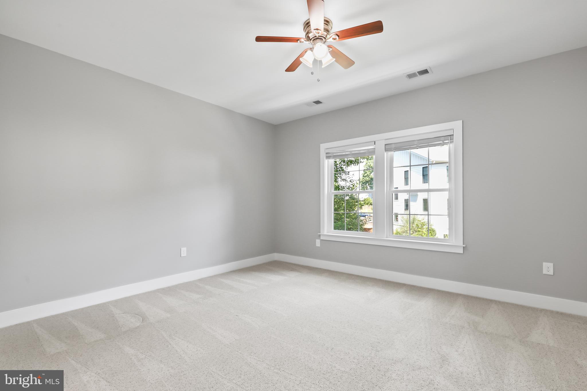 203 Tapawingo Road Southwest Vienna, VA 22180 - Photo 36 of 59