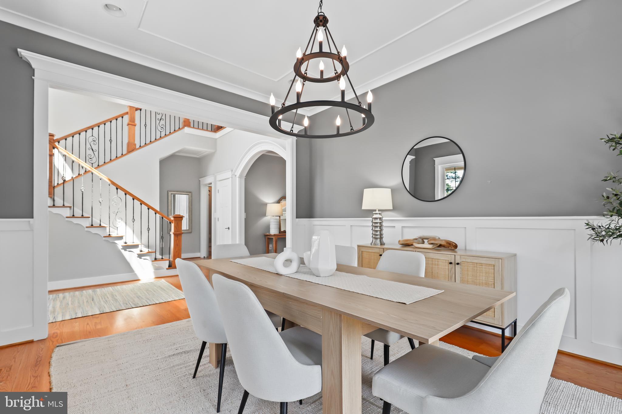 203 Tapawingo Road Southwest Vienna, VA 22180 - Photo 7 of 59