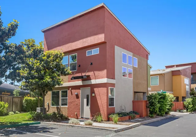 $434,000 | 853 Bainite Court, West Sacramento, CA 95691