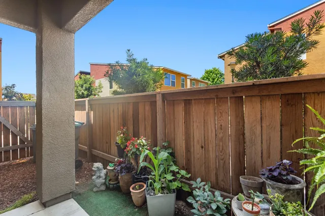 $434,000 | 853 Bainite Court, West Sacramento, CA 95691