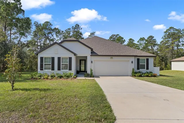 $389,900 | 15 Lone Pine Street, Homosassa, FL 34446