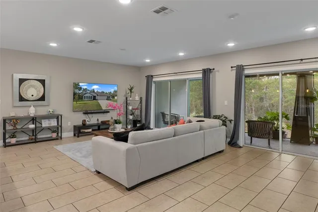 $389,900 | 15 Lone Pine Street, Homosassa, FL 34446