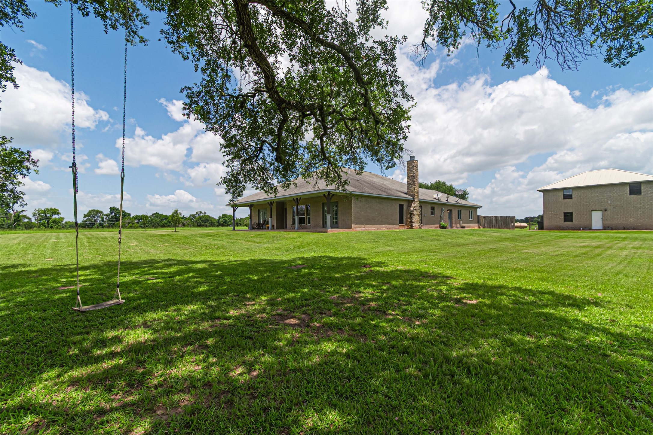 38766 Wyatt Chapel Road Hempstead, TX 77445 - Photo 3 of 45