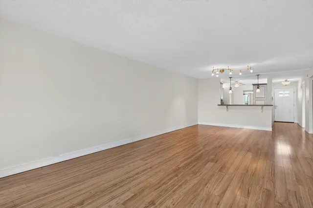 $3,000 | 1631 Riverview Road, Unit 504, Deerfield Beach, FL 33441